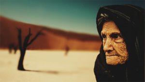 old-woman-desert-old-age-bedouin-40509-medium